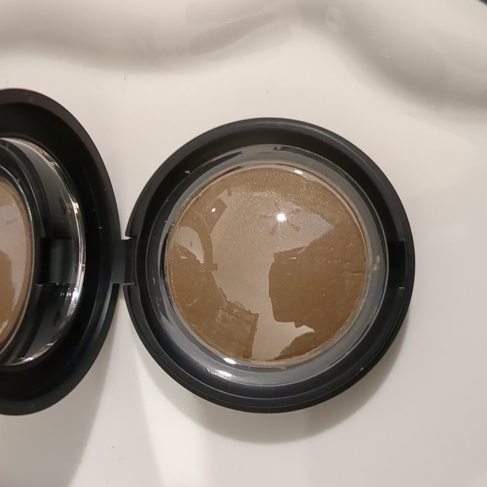 Brow Color - Picture 4 of 4